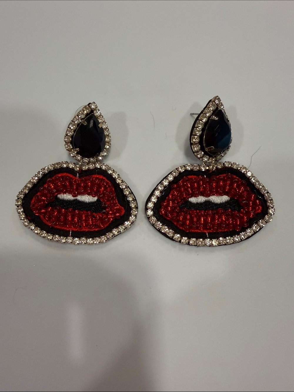 Red Lip Statement Drop Earrings - Sparkling Crystal Accent